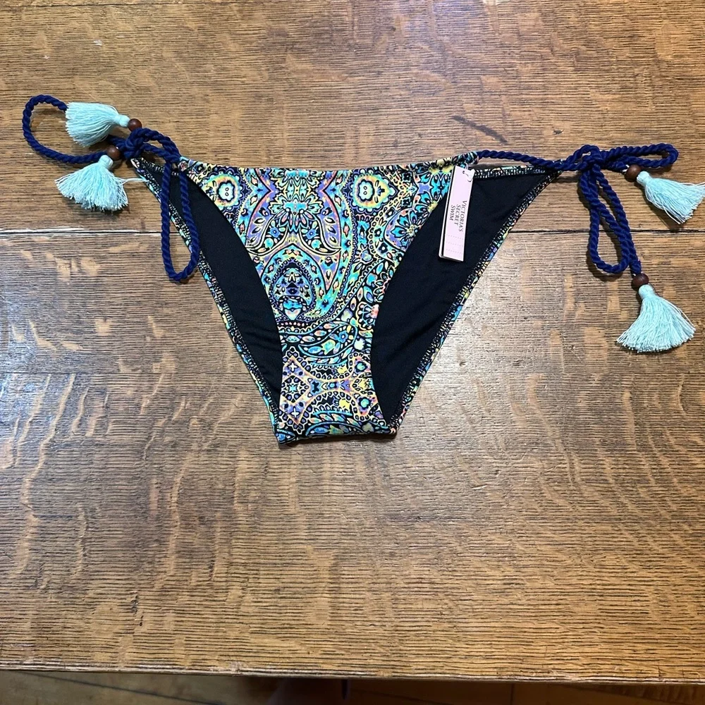 Victoria’s‎ Secret NWT Swim bikini bottoms only sz small
